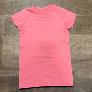 Lululemon swiftly tee